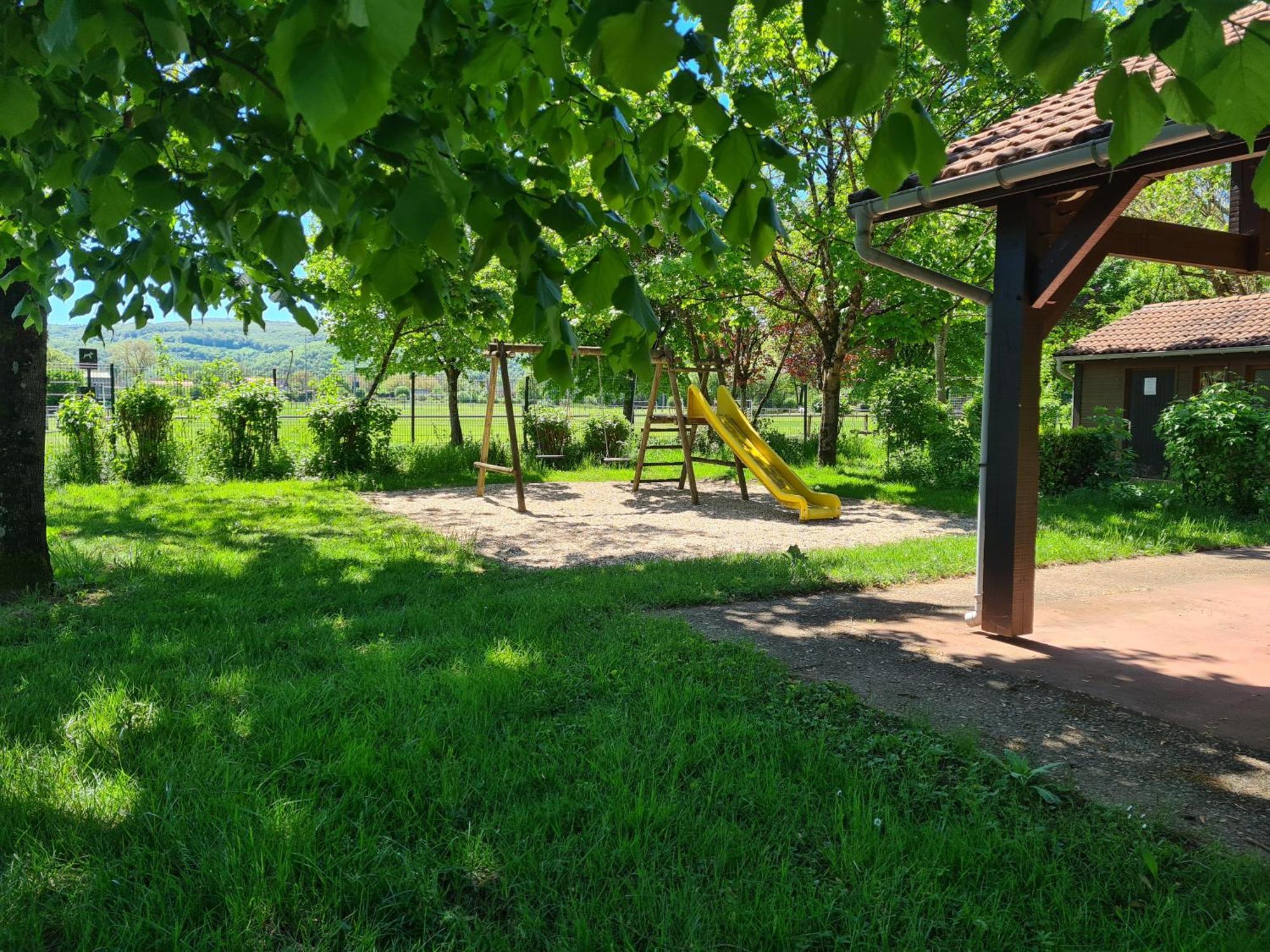 Les Chalets Guinguette Capdenac-Gare Kültér fotó